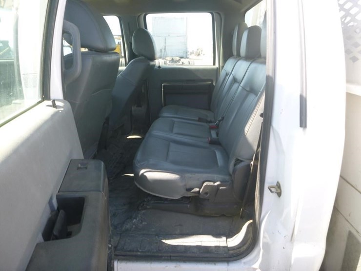 2016-ford-f550-image-11