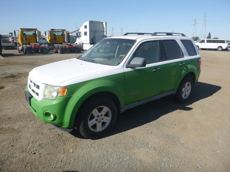 2009-ford-escape-image-2