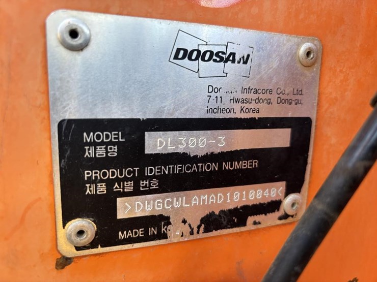 2013-doosan-dl300-3-image-61
