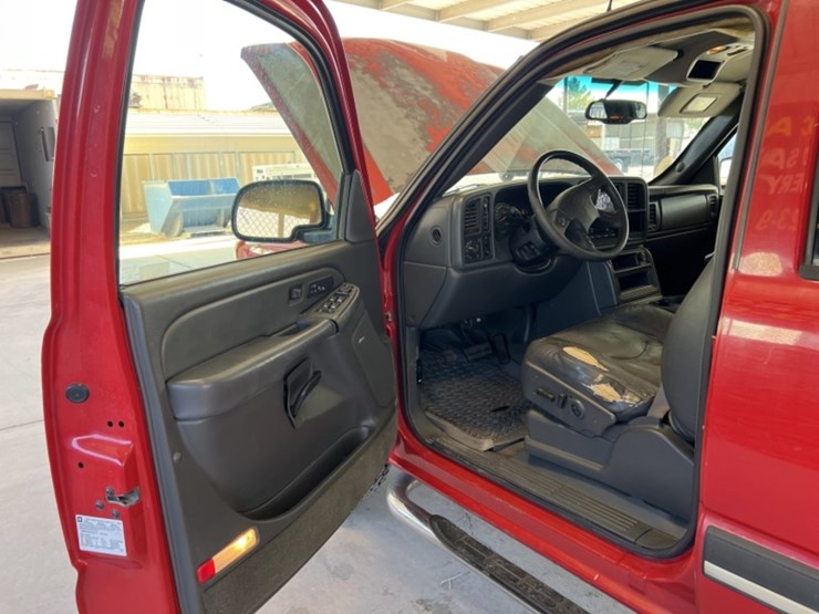 2005-chevrolet-silverado-1500-image-23