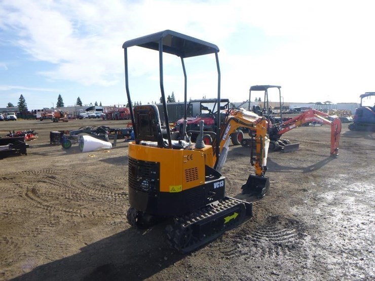 2025-vicsec-vc13-hydraulic-excavator-image-3