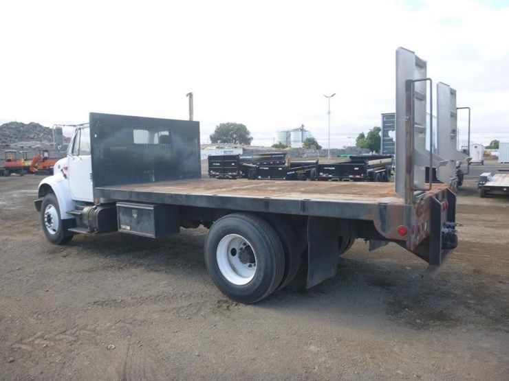 2001-international-4900-image-4