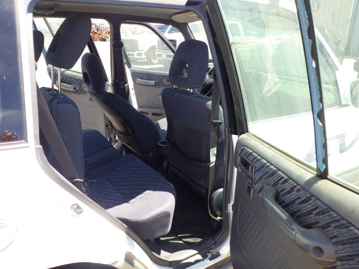 2002-toyota-rav4-image-8