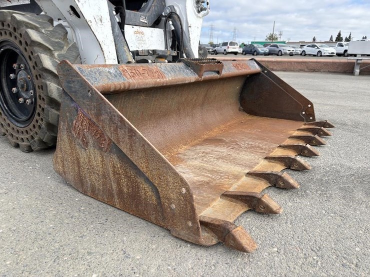 2018-bobcat-s550-image-10