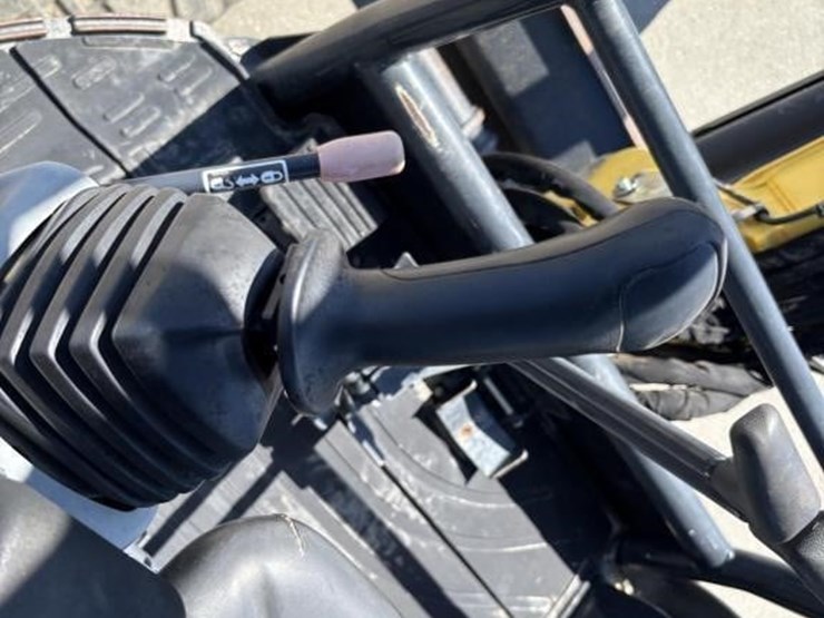 2020-yanmar-vi035-hydraulic-excavator-image-28