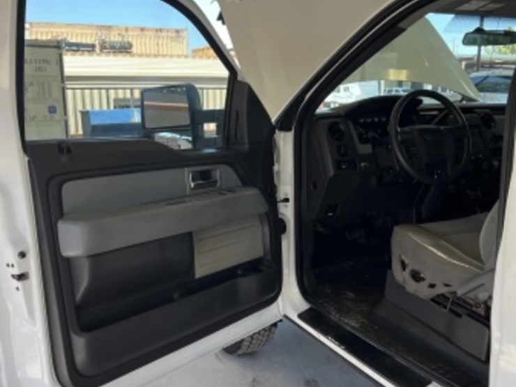 2011-ford-f150-image-23