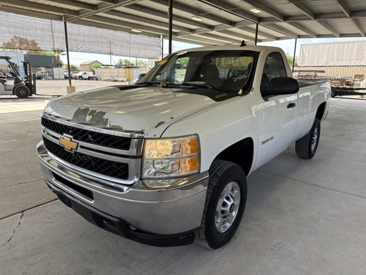 2013-chevrolet-silverado-2500hd-image-4