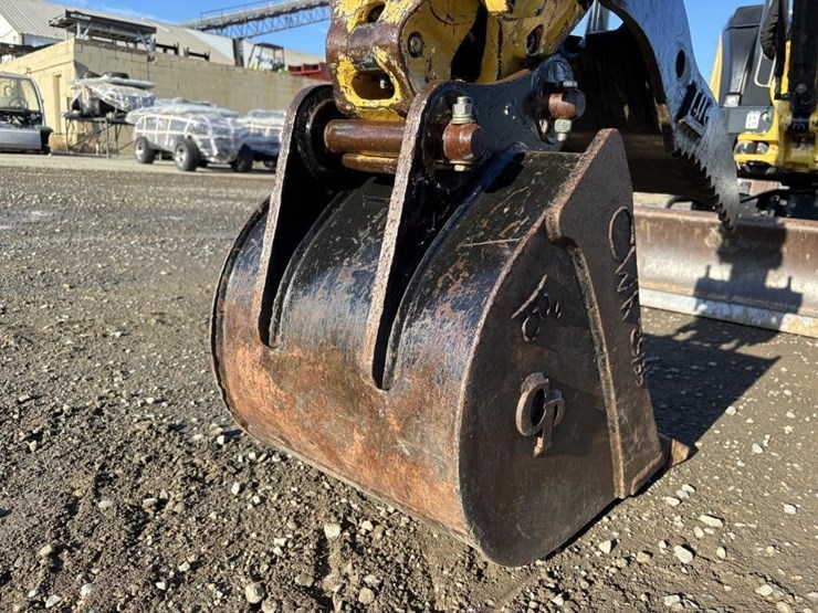 2020-yanmar-vi035-hydraulic-excavator-image-12