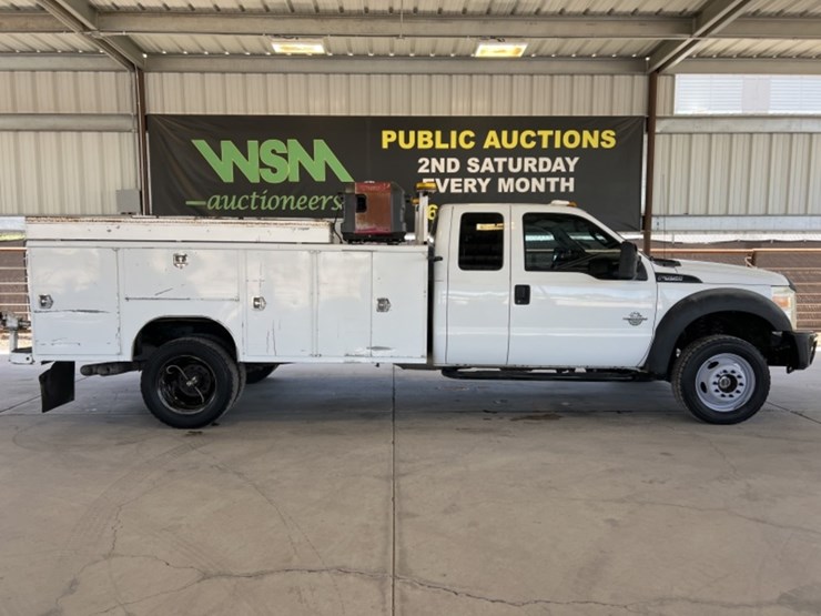 2013-ford-f550-image-1