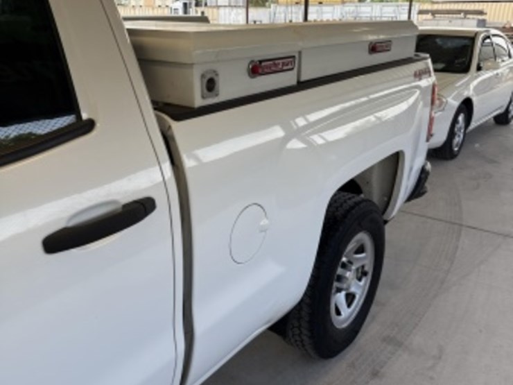 2015-chevrolet-silverado-1500-image-5