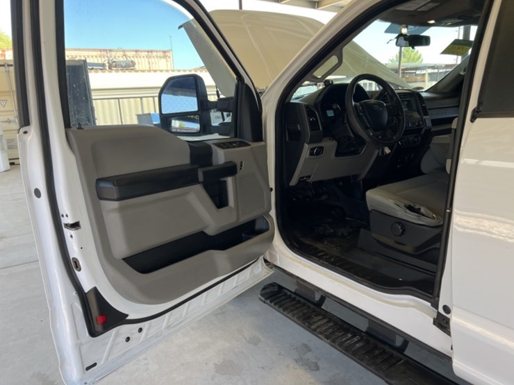 2017-ford-f250-image-23