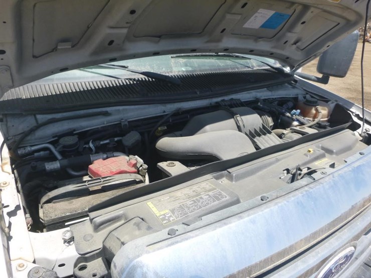 2014-ford-e450-image-12