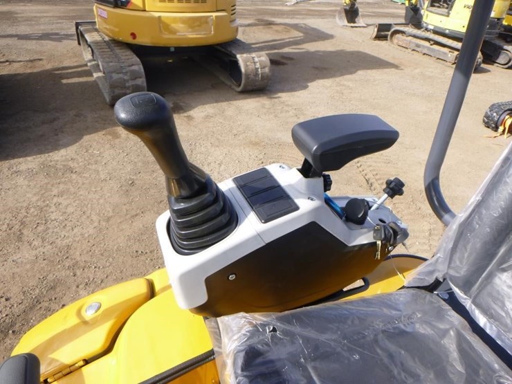 2025-sdlanch-sdle20-hydraulic-excavator-image-24