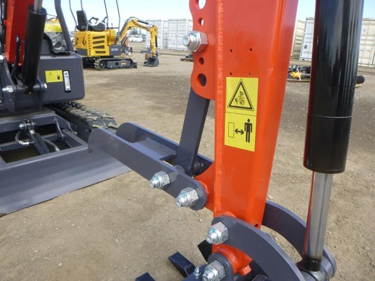 2025-cfg-mx15rx-hydraulic-excavator-image-12