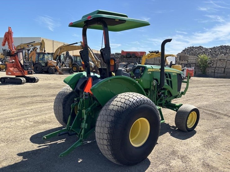 2016-john-deere-5055e-image-3
