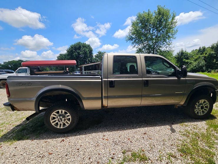 2006-ford-f350-image-17