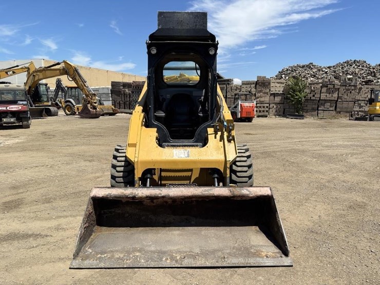 2018-caterpillar-262d-image-6
