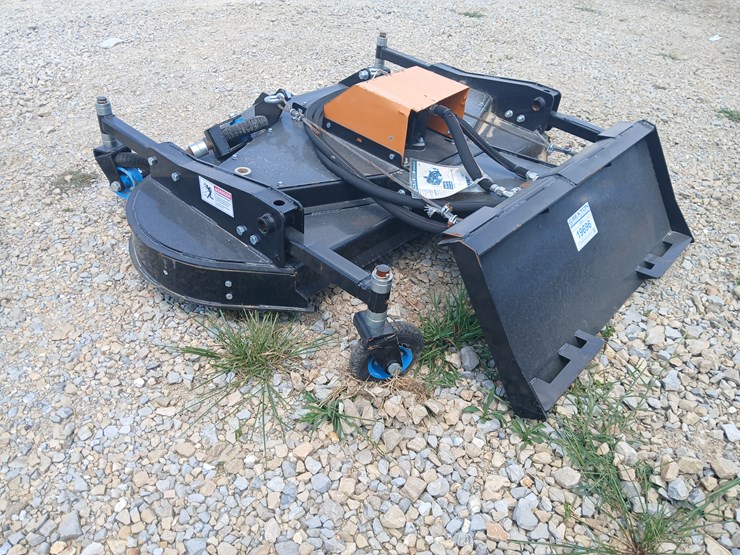 #19696-•-wolverine-3-blade-mower-skid-steer-attachment-[damaged]-image-4