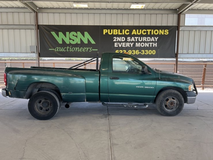 2003-dodge-ram-3500-image-1