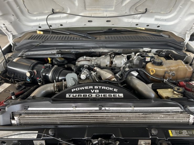 2008-ford-f550-image-16