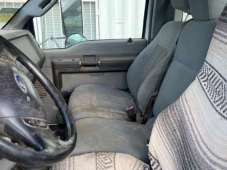 2015-ford-f750-image-25