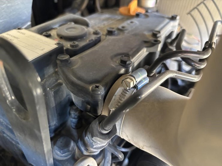 2020-deere-17g-image-43