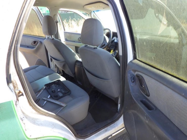 2007-ford-escape-image-9