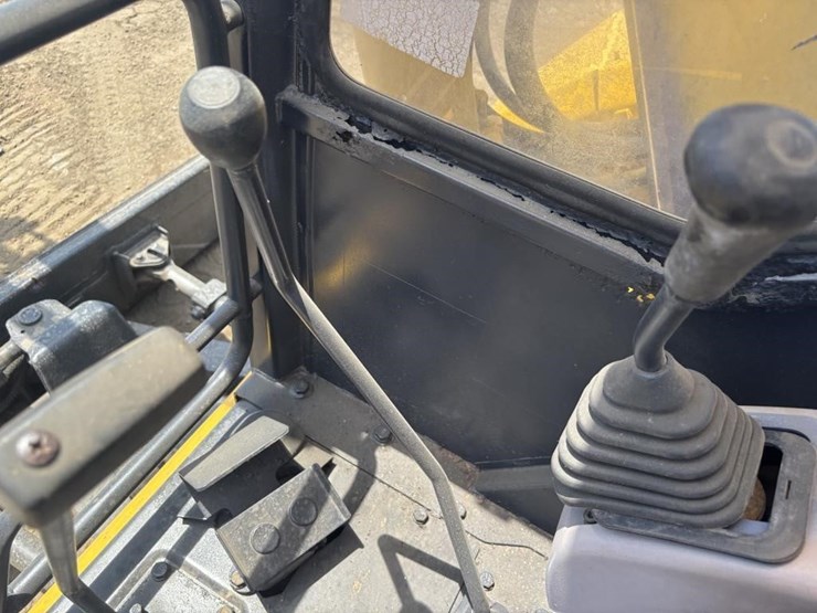 komatsu-pc50uu-image-27