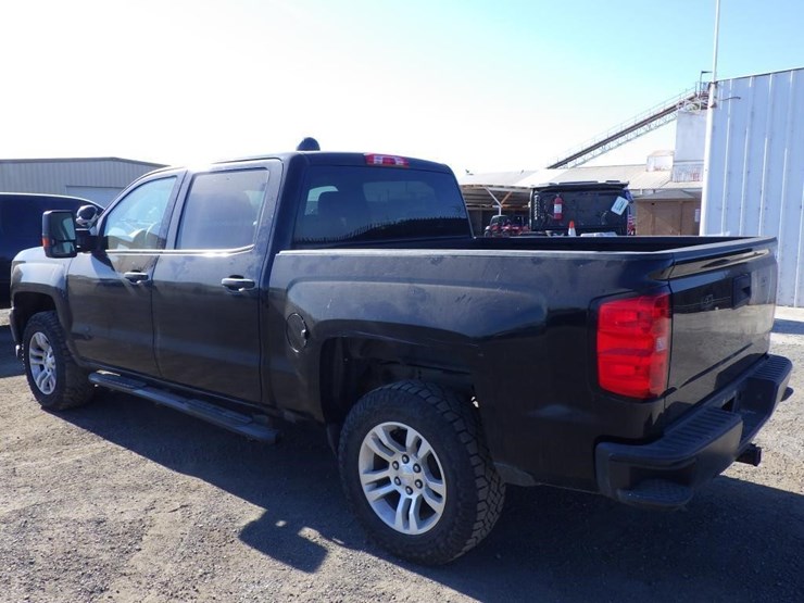 2017-chevrolet-1500-image-5