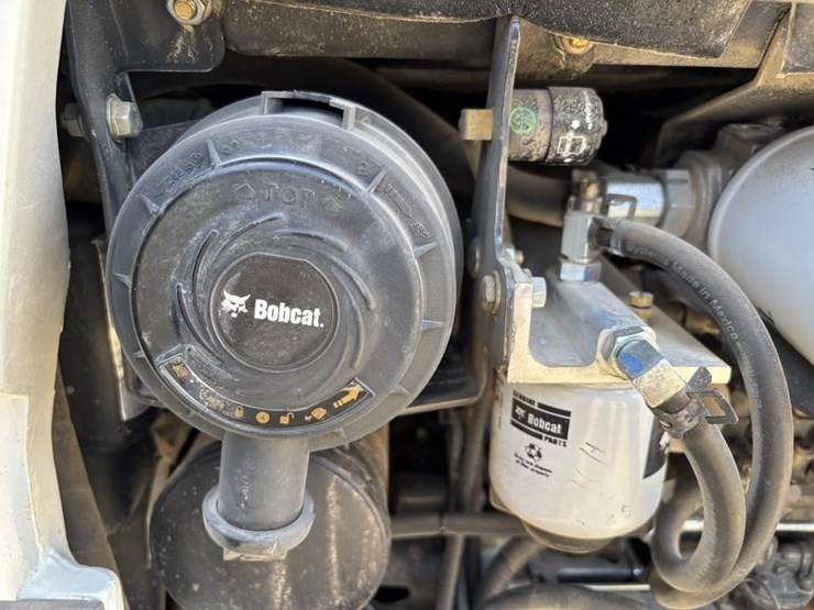 2022-bobcat-e20-image-44