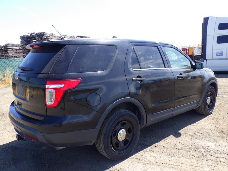 2014-ford-explorer-image-4
