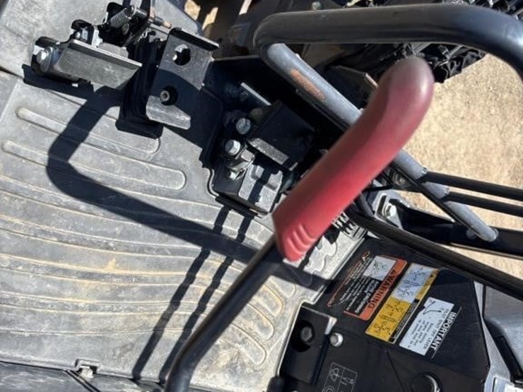 2020-deere-17g-image-27