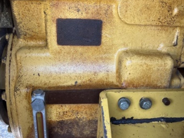 caterpillar-928g-image-31