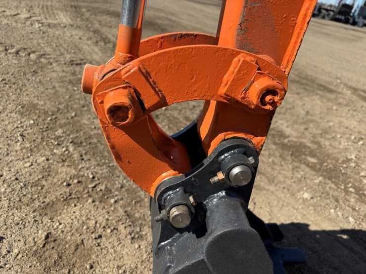 ihi-1s7fx-hydraulic-excavator-image-12