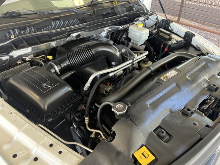 2016-ram-2500-p/u-image-10
