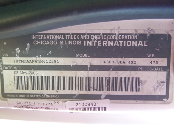 2004-international-durastar-4300-image-25