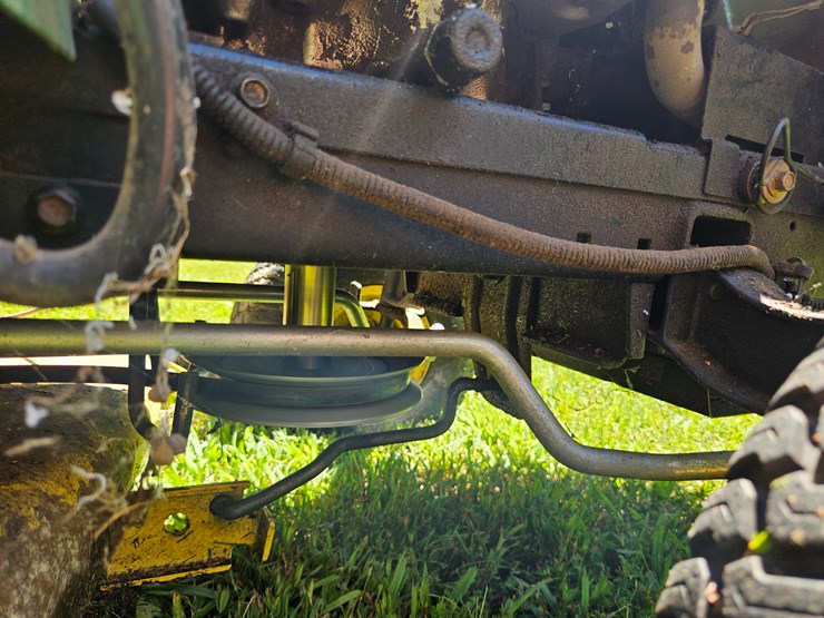 john-deere-l111-image-22