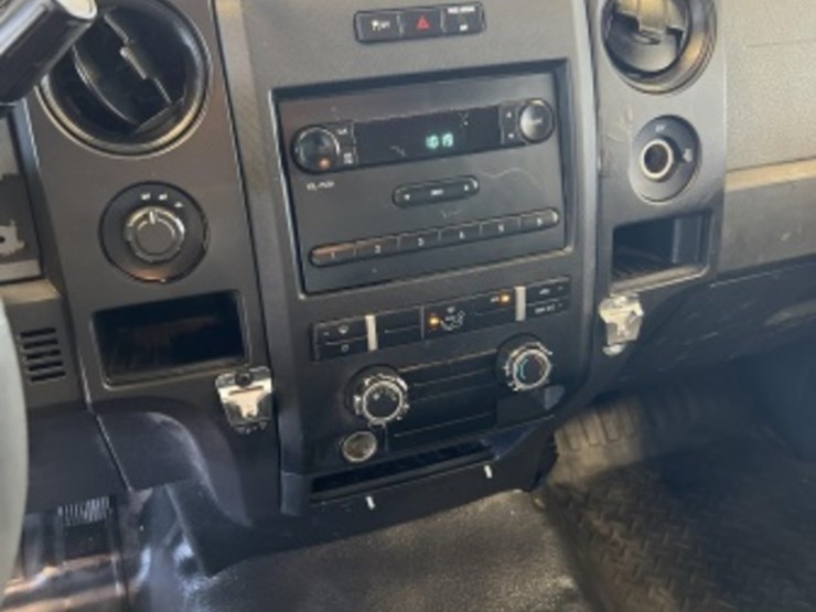 2011-ford-f150-image-18