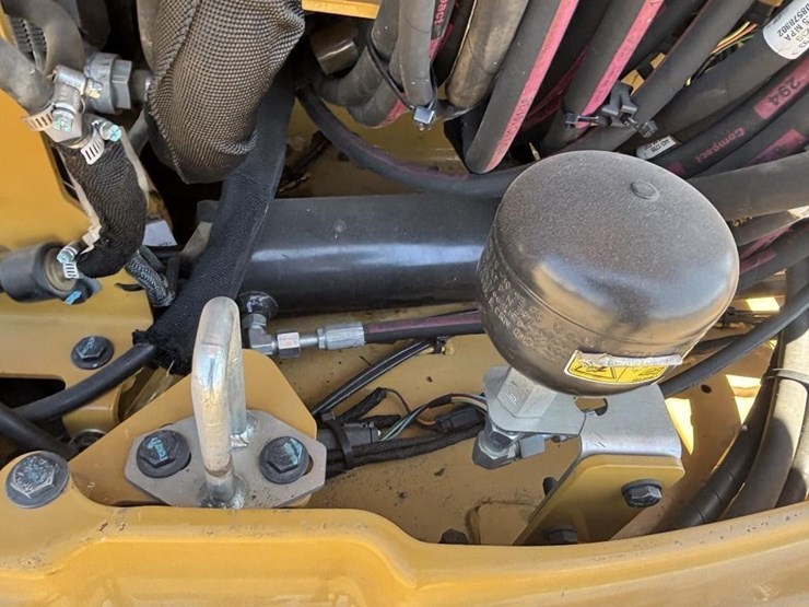 2018-caterpillar-305e2-hydraulic-excavator-image-44