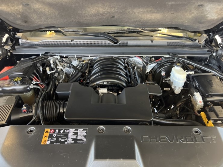 2018-chevrolet-tahoe-image-11