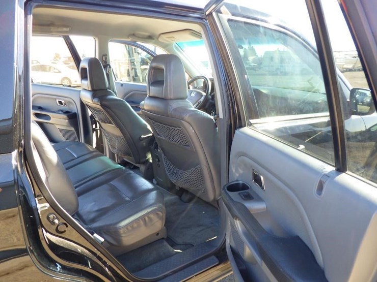 2004-honda-pilot-image-8