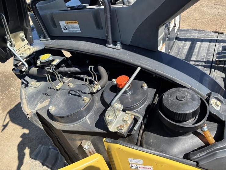2020-yanmar-vi035-hydraulic-excavator-image-37
