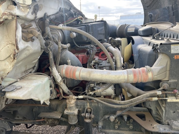 2015-ford-f750-image-18