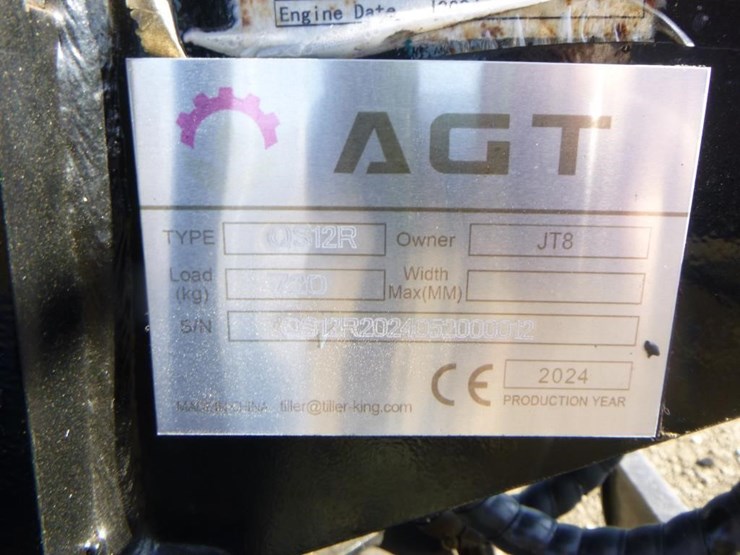 2024-agt-qs12r-hydraulic-excavator-image-27