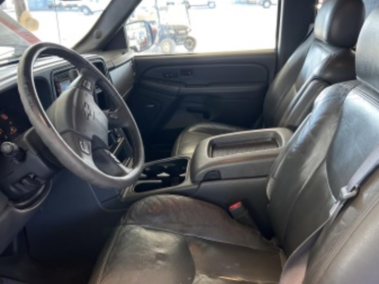 2005-chevrolet-silverado-1500-image-22