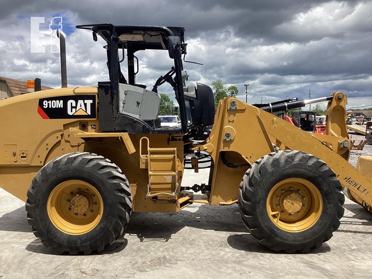 2019-caterpillar-910m-image-5