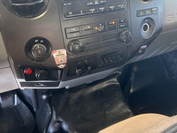 2012-ford-f250-image-19