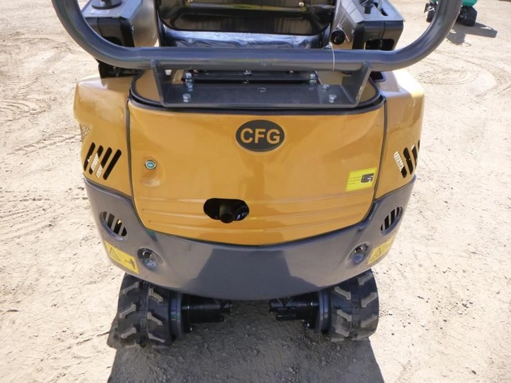 2025-cfg-qk18r-hydraulic-excavator-image-18