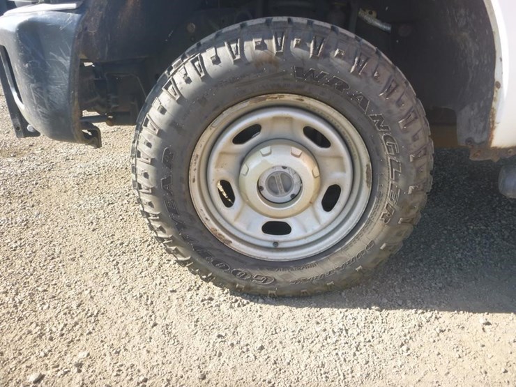 2014-ford-f250-image-16