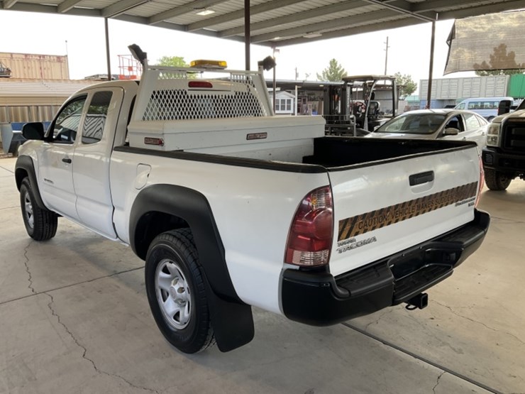2014-toyota-tacoma-image-5